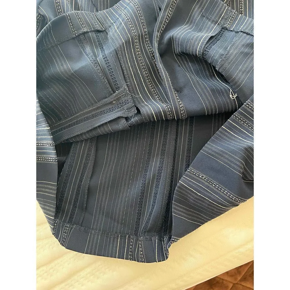 Vintage Courtenay Stretch blazer navy and white stripe size 12 petite